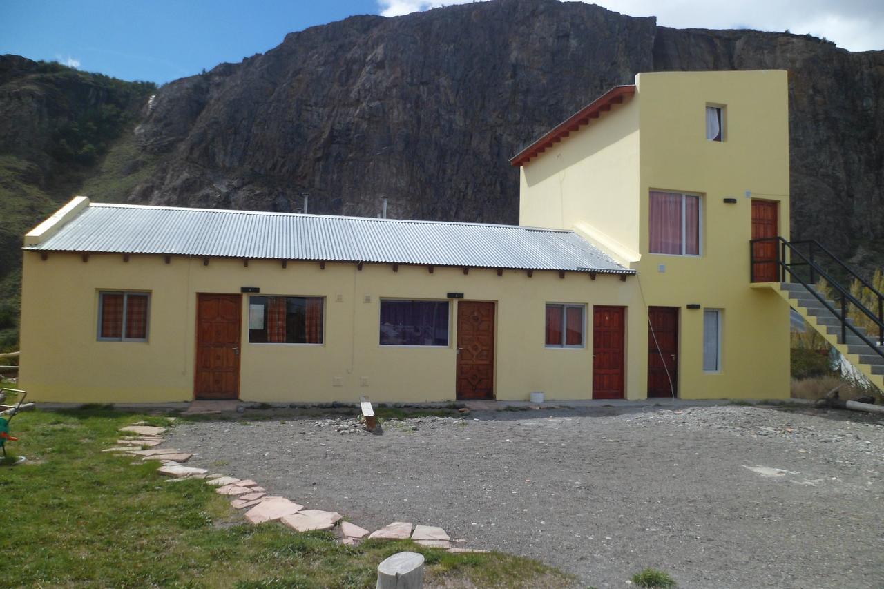 Milenarios Hostel El Chalten Exterior foto