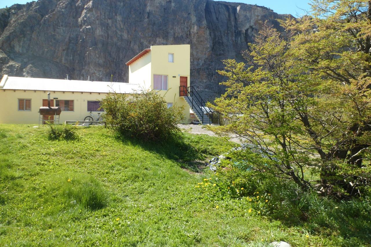 Milenarios Hostel El Chalten Exterior foto